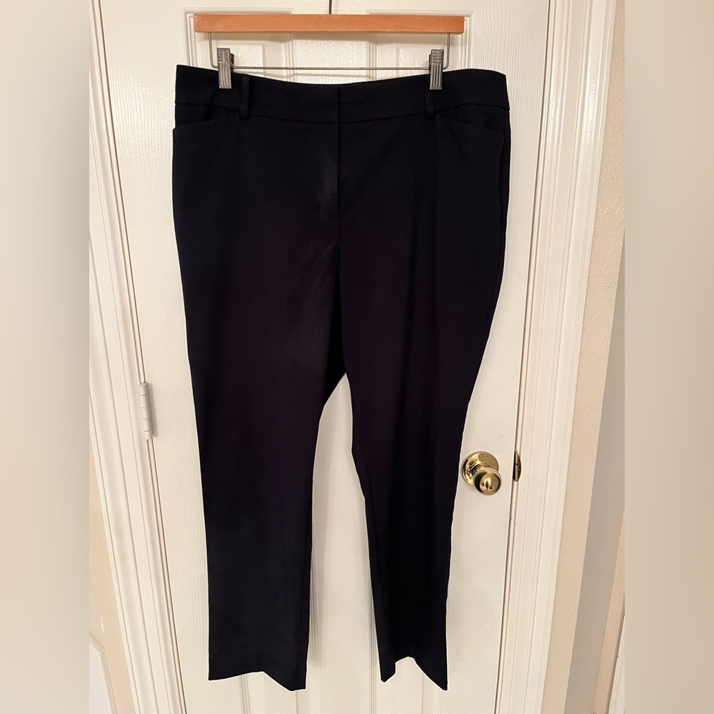 Ann Taylor curvy size 12 P black dress ankle length pant